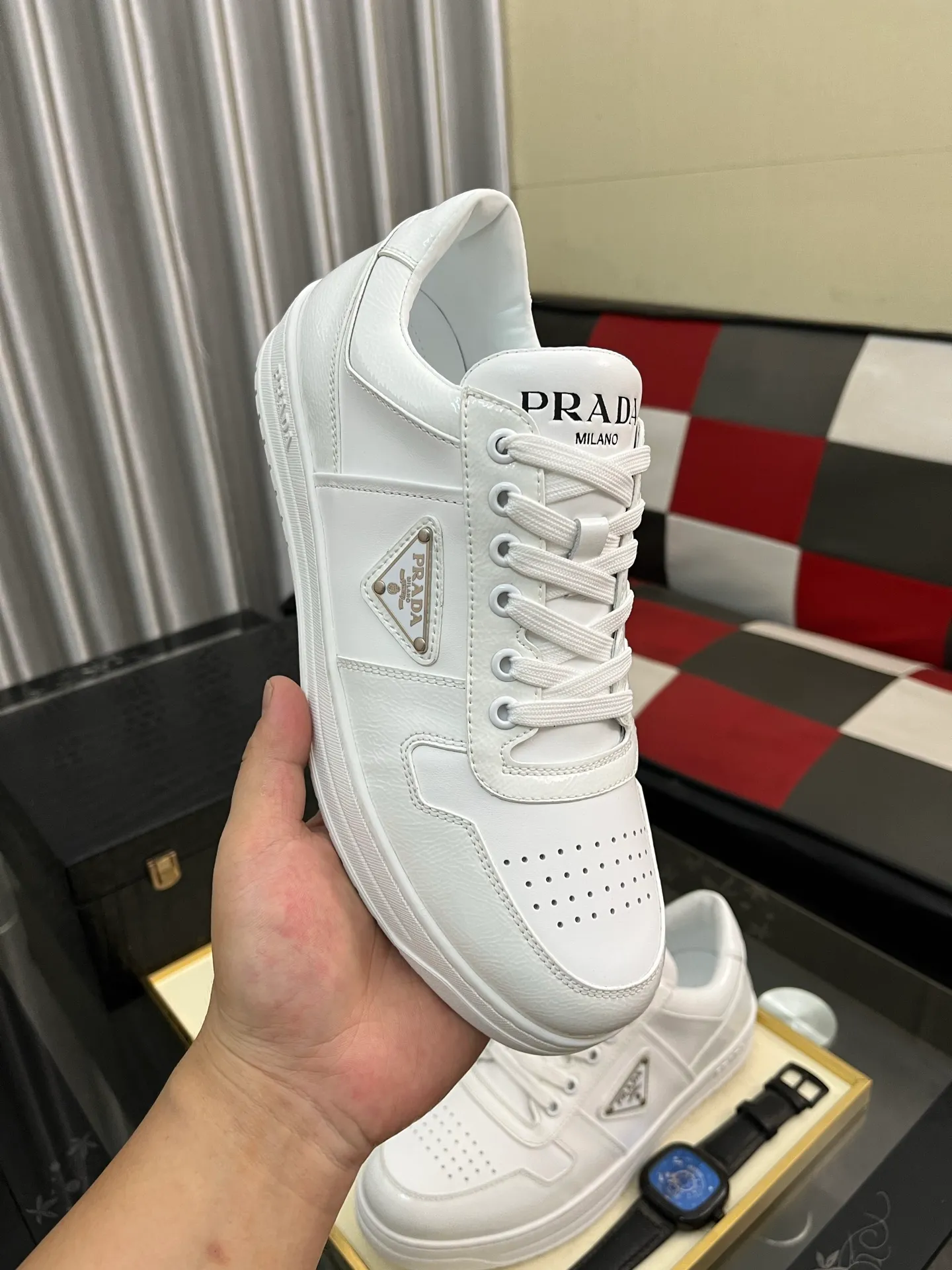 Men's shoes 💰560⌚️⌚️【PRADA】Prada - high-end quality original order 🔍🔍🔍 casual sports shoes - upper: 🔝 Nappa calfskin, brand high satin hollow canvas, shoe body sewn brand metal fasteners, tongue injection molded brand logo - lining: water-dyed cowhide - outsole: ultra-light TPU foam rubber; two-color molded outsole -Ultra-high quality control and fine workmanship: highlighted (high-end, extravagance, and class) -Size: 38-444️⃣colors available
